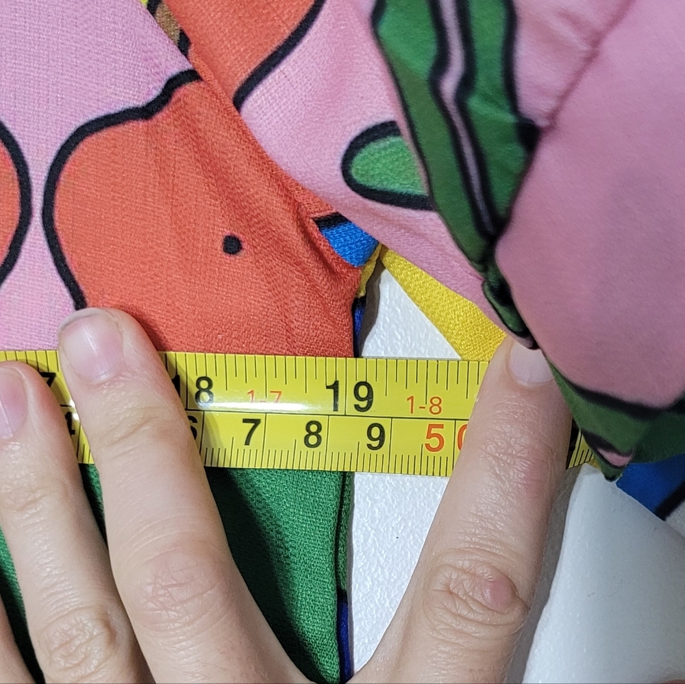 Pop Art Multicolored Abstract Prints Short Sleeve Lightweight Blouse Size Small - Picture 13 of 14